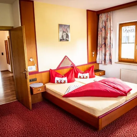 Angerhof Hotel 3*